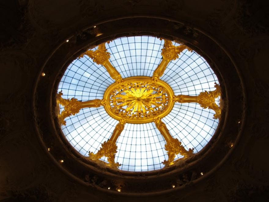 La verrière restaurée du Palais de la Découverte enfin dévoilée