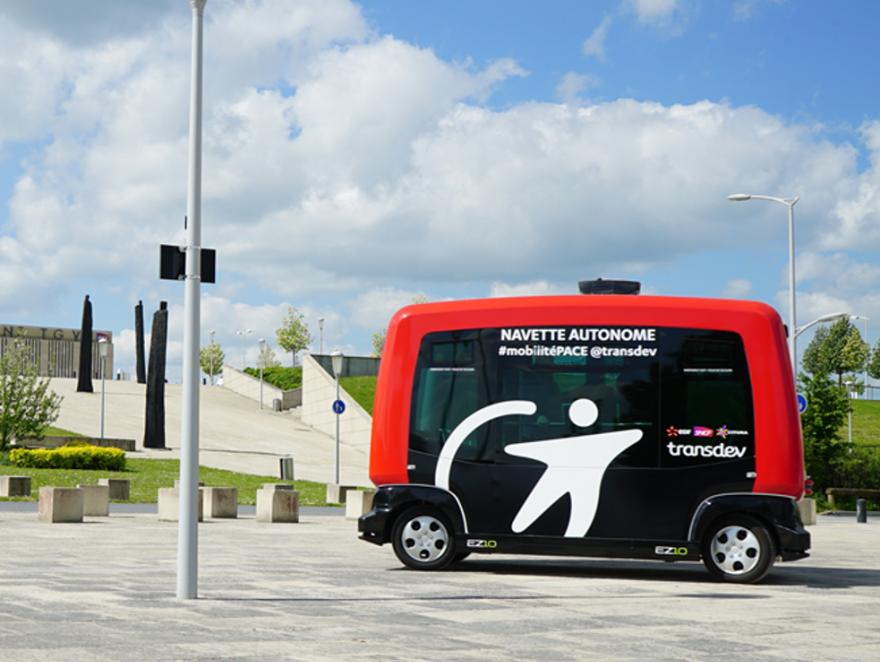 Première expérimentation d'une navette autonome près de Lyon