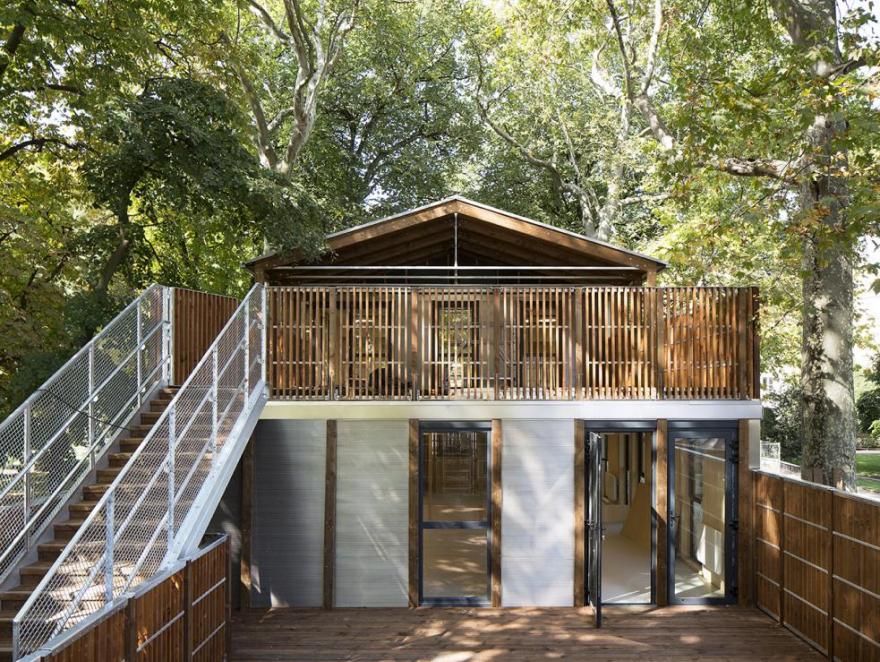 Une nouvelle crèche éphémère en bois voir le jour à Paris