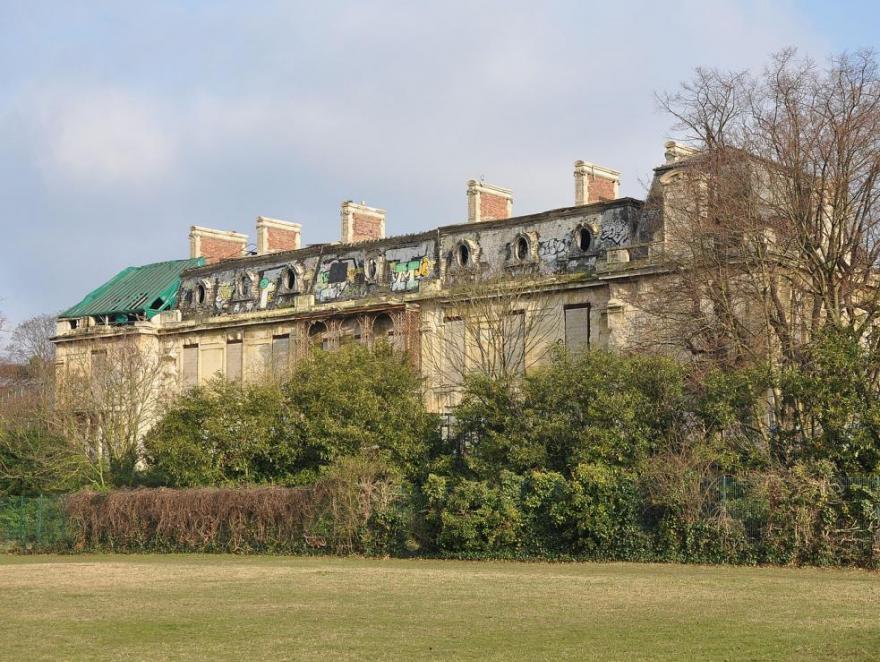 Après 37 ans d'abandon, le château Rothschild (92) sera rénové