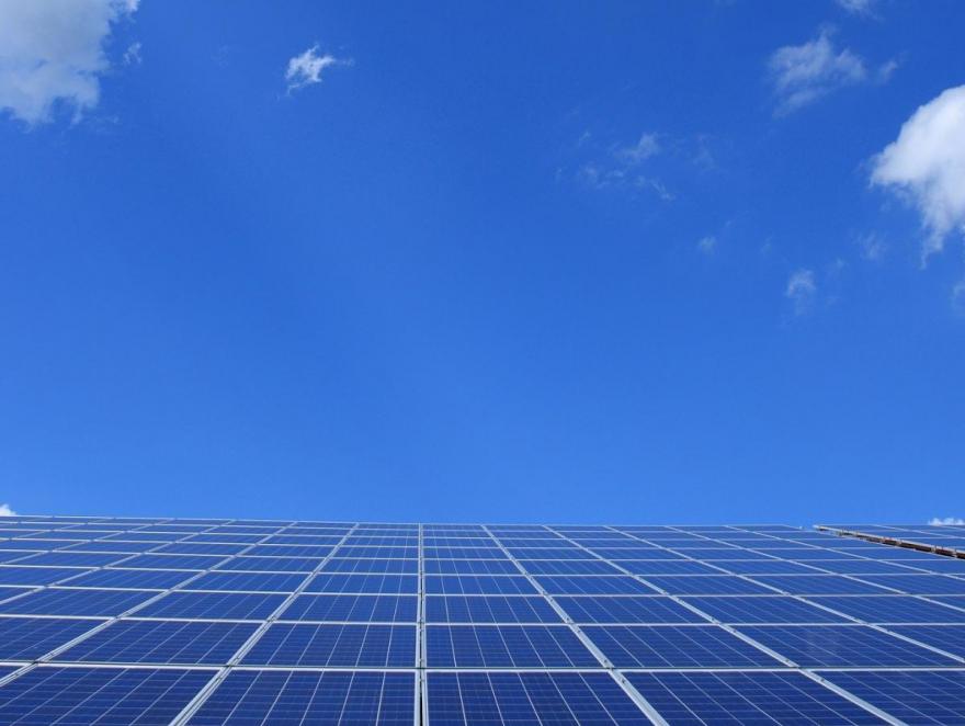 Engie et Neoen dévoilent un gros projet solaire en Gironde