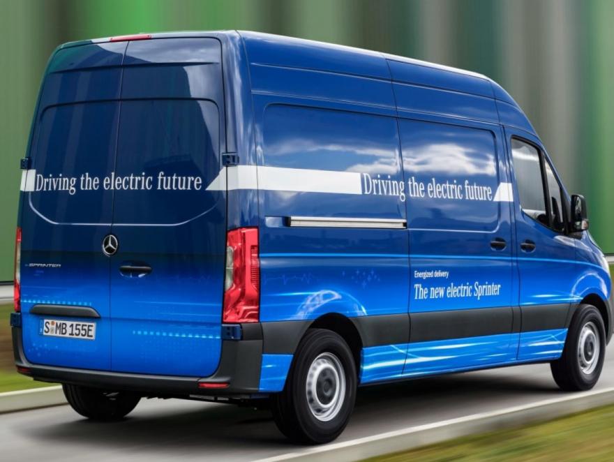 Mercedes électriques : recherche prix et autonomie désespérément 