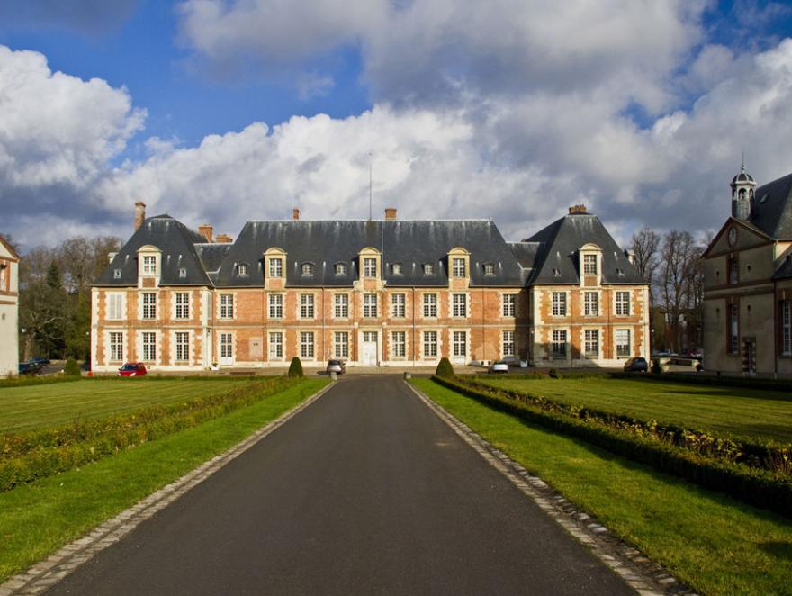 Cession du domaine de Grignon à Altarea: la mairie se rebelle