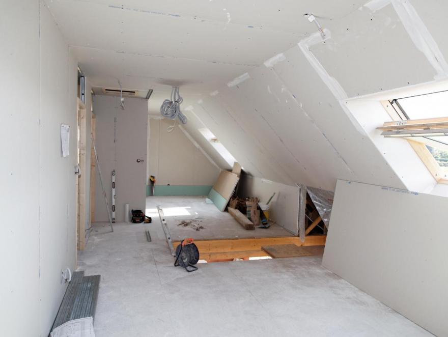 Aménagement intérieur : ce qui va changer pour les peintures, isolants, plaques et menuiseries...