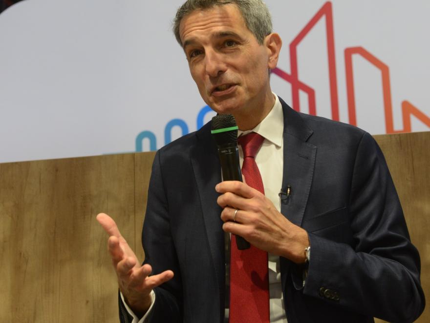 Benoît Bazin, à la fois président et directeur général de Saint-Gobain à partir de juin