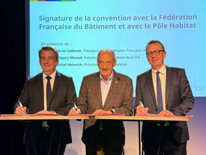 Signature d'un partenariat entre la FFB, le Pôle Habitat FFB et la SCoT