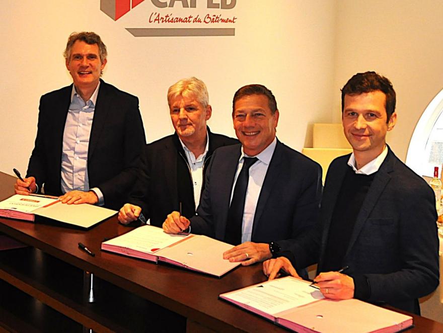 Artisans du bâtiment : un partenariat pour rendre l’habitat accessible et durable