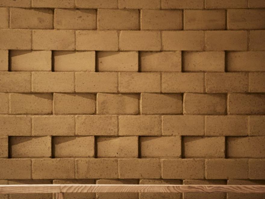 Briques de terre crue : wienerberger structure une offre certifiée bas carbone