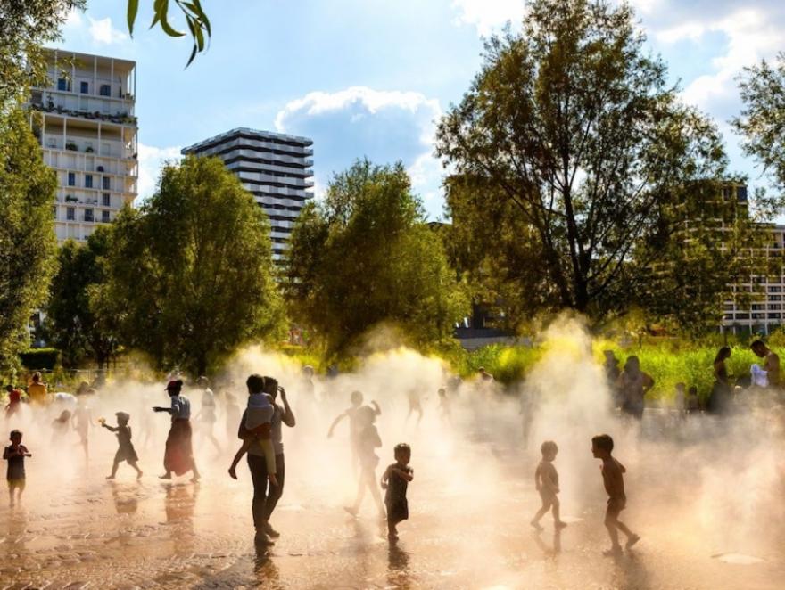 Canicule : ces propriétaires qui bloquent la rénovation des "bouilloires thermiques"