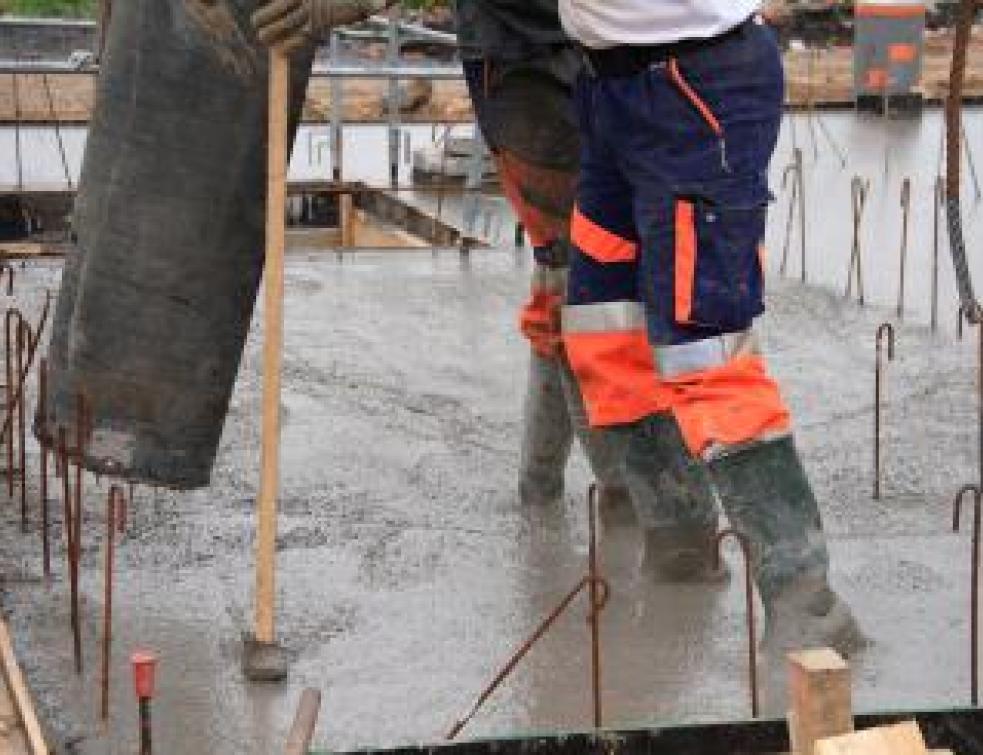 Pénurie de crédit: 10.000 emplois menacés dans les TP