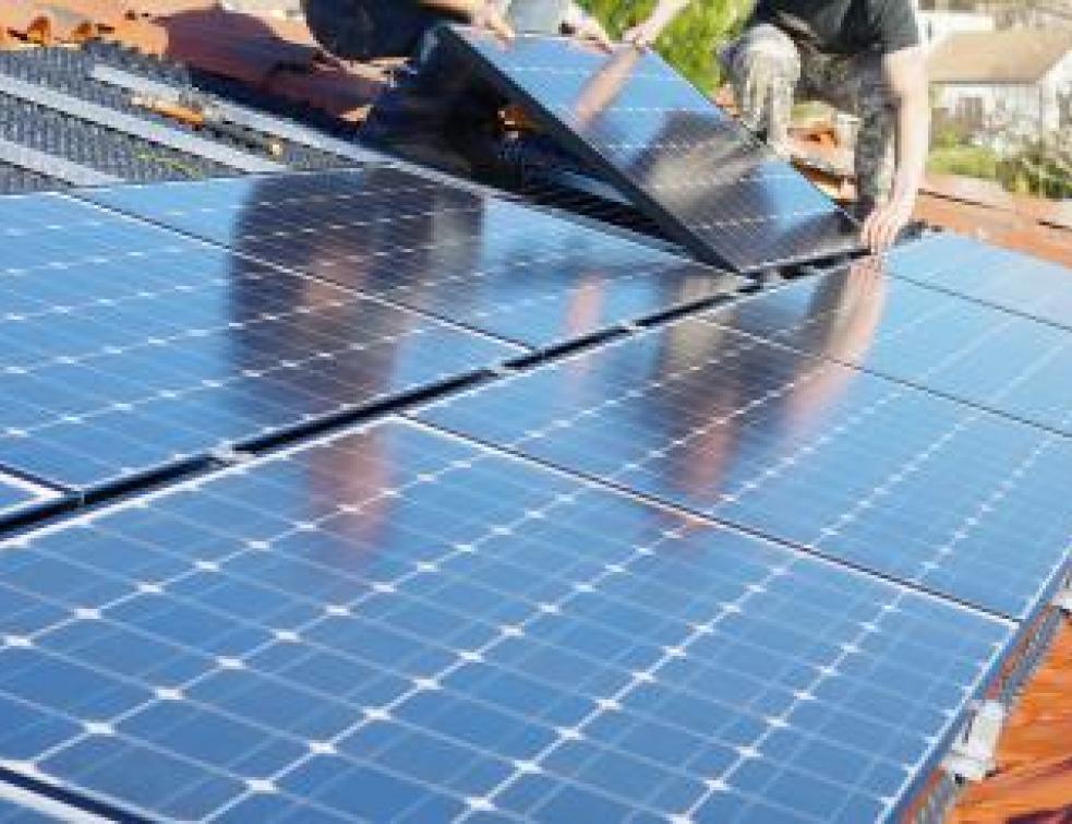 Photovoltaïque: les panneaux français rapporteront plus