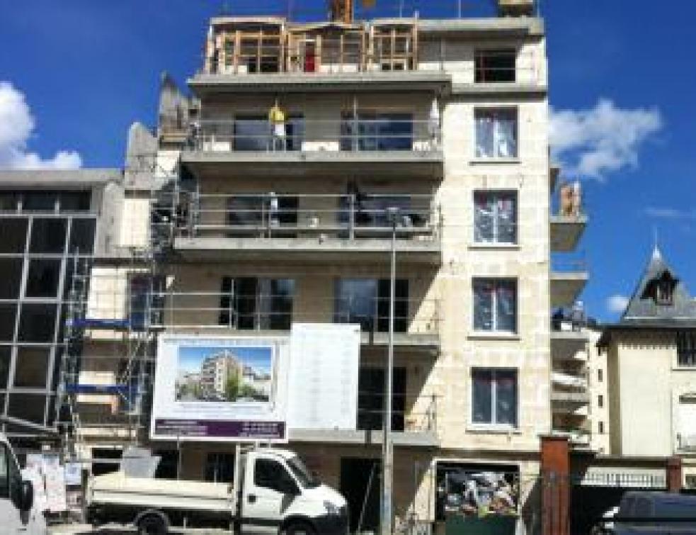 Logements neufs : les ventes continuent de s'effondrer