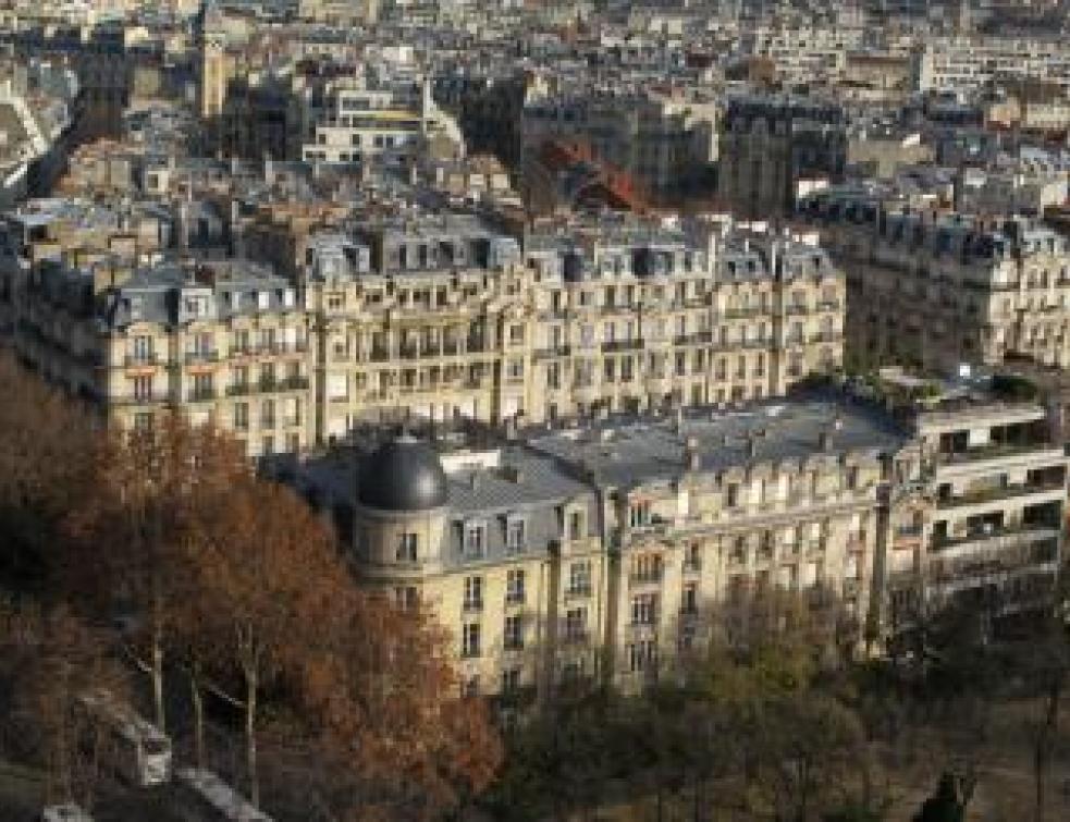 Logements anciens: vers une baisse des prix franciliens en 2012 ?