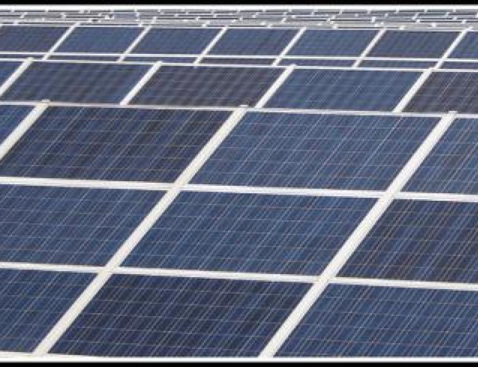 Paris va taxer les panneaux solaires chinois