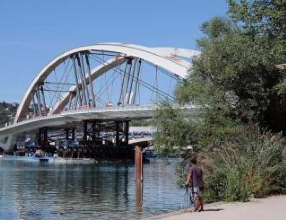Un pont pour la circulation douce à Lyon
