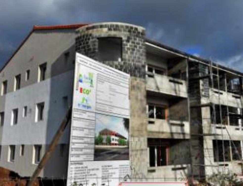 Duflot exhorte le mouvement HLM à construire davantage de logements