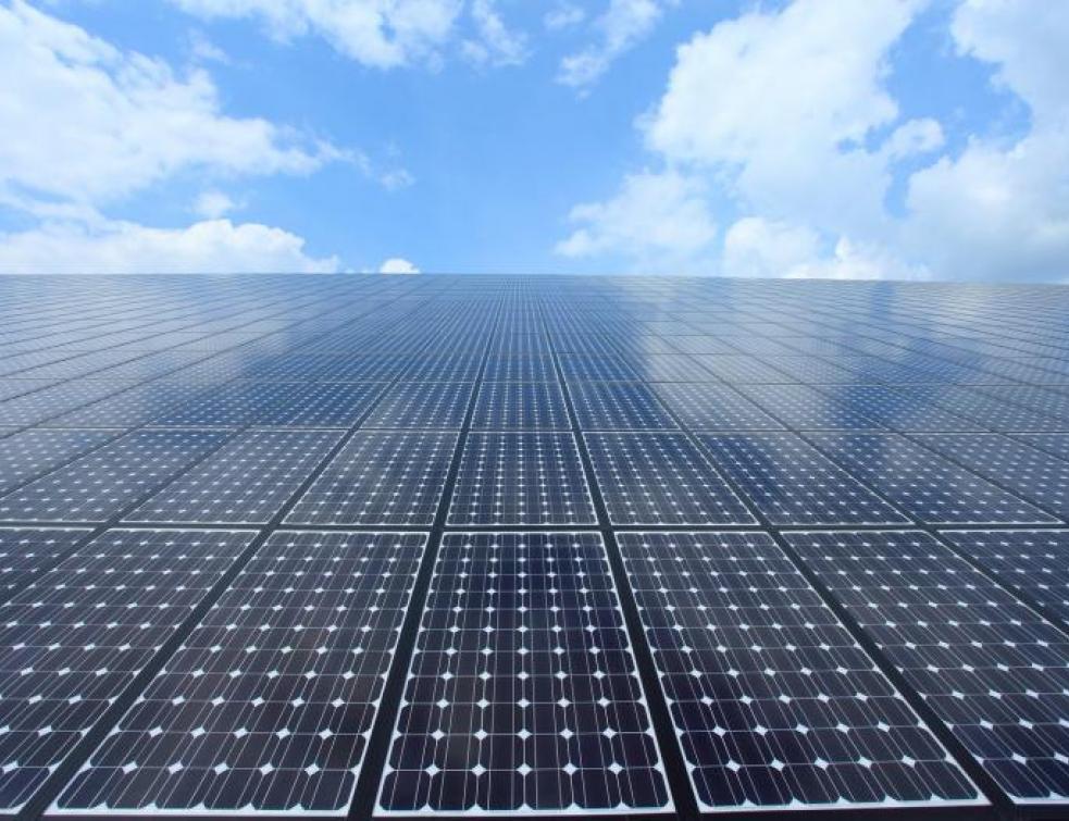 Photovoltaïque : une centrale solaire géante pipe les dés