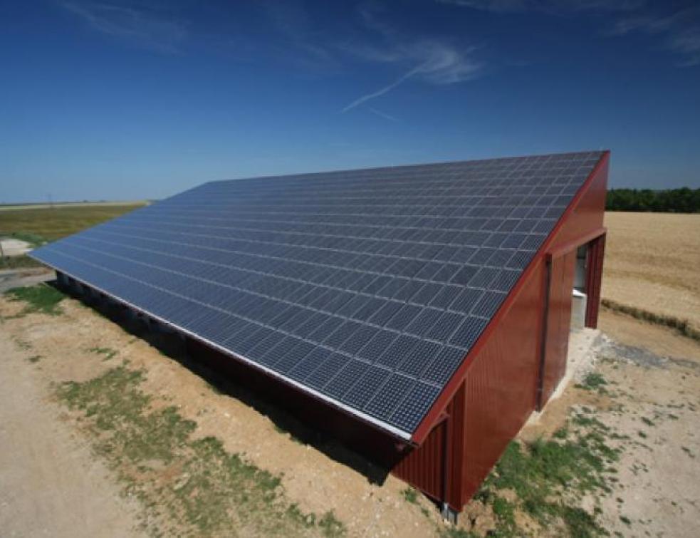 Le gouvernement annonce un nouvel appel d'offres solaire