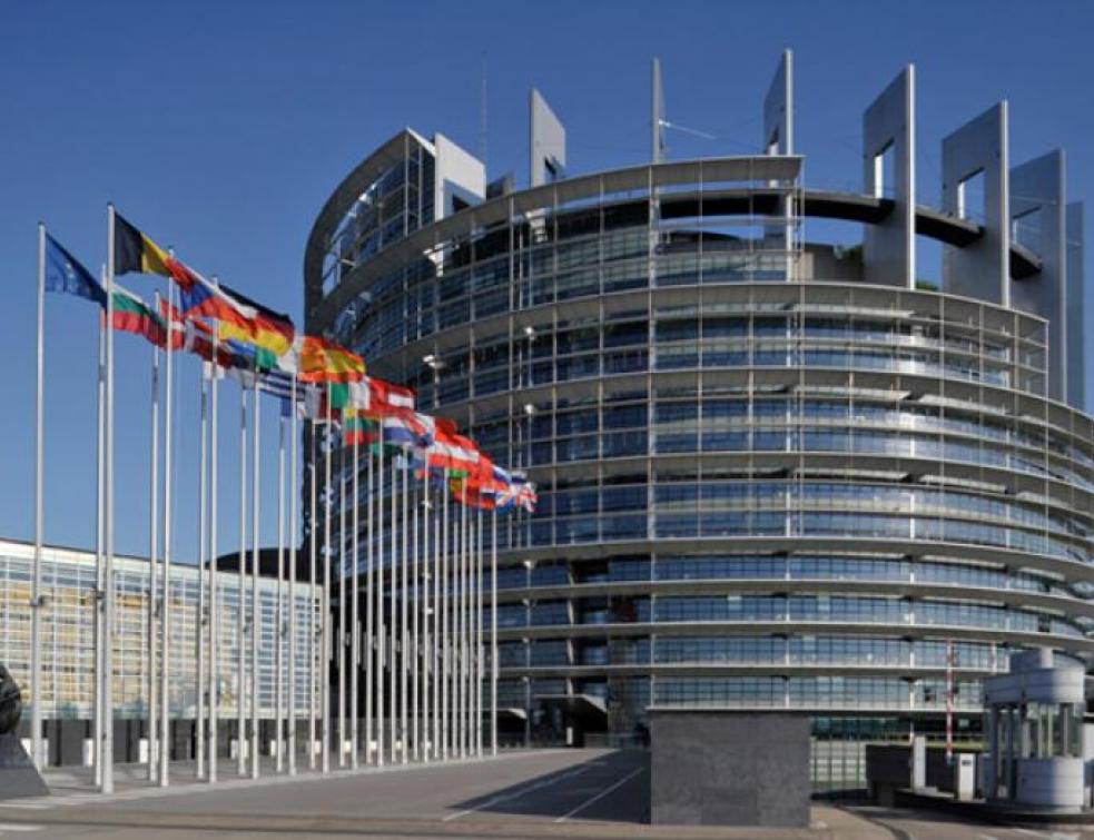 Pollution à l'amiante au Parlement européen : les entreprises relaxées
