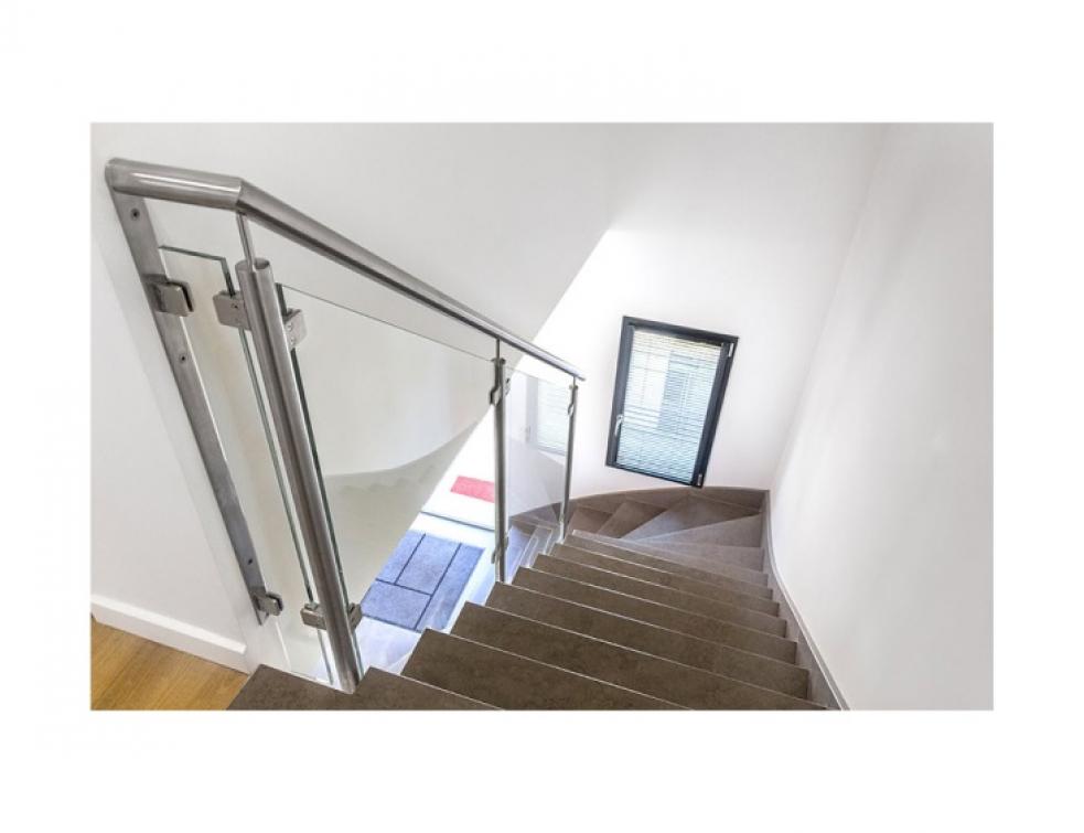 InoxDesign, fabricant de rampes d’escalier d’intérieur et extérieur