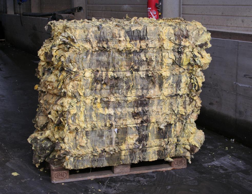 Quand le recyclage total des déchets de laine de verre devient réalité