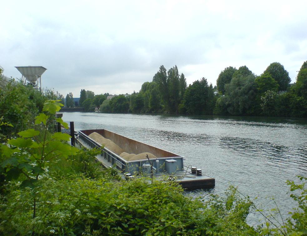 Vinci reconnait avoir déversé des eaux polluées dans la Seine à Nanterre