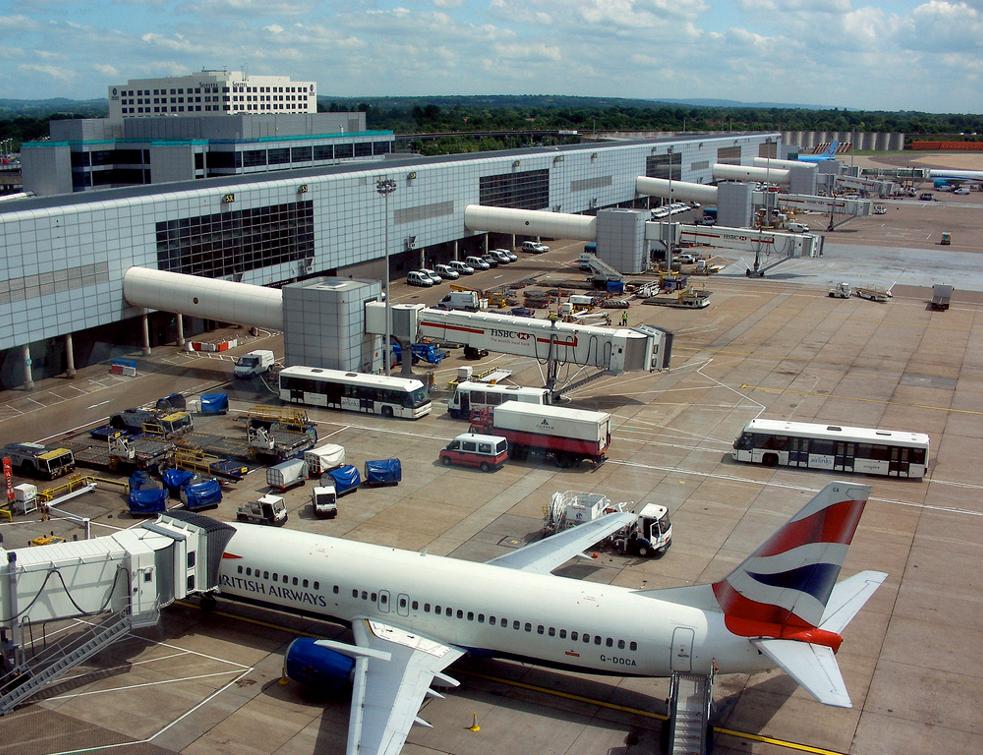 Acquisition de l'aéroport de Londres-Gatwick par Vinci