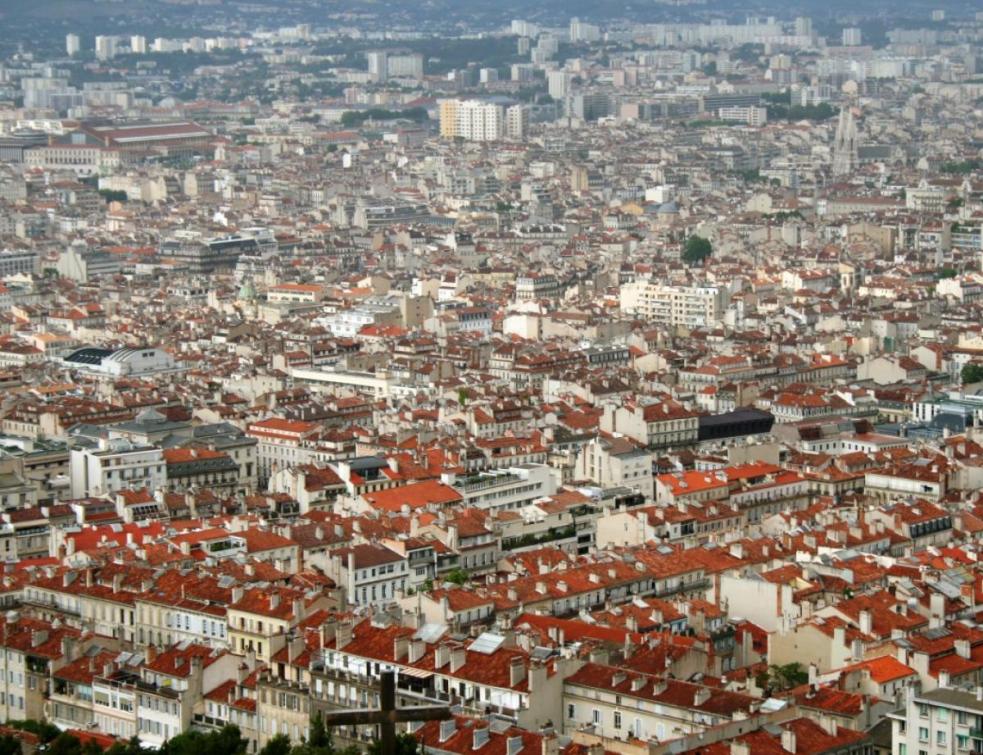 Habitat insalubre à Marseille: les collectifs interpellent le gouvernement