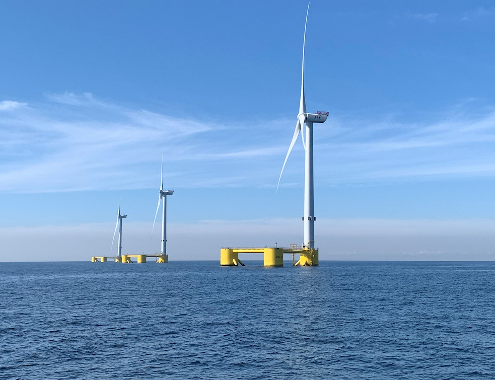 Appels d'offres pour deux projets de parcs éoliens flottants en Méditerranée