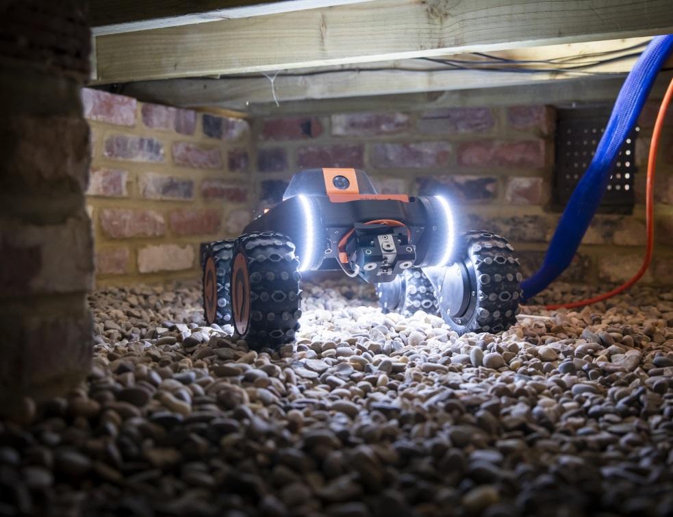Un robot intelligent pour isoler les vides sanitaires