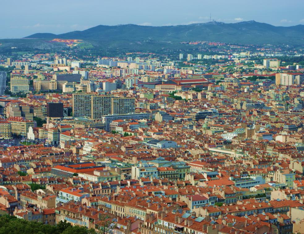 Une vue de la ville de Marseille depuis Notre-Dame de la Garde