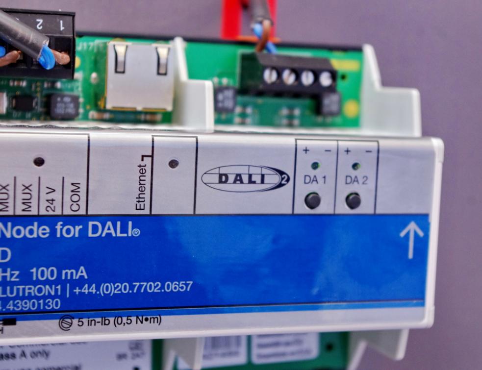Un automate pour le pilotage de l’éclairage utilise le protocole de communication DALI (porté sur Thread cette année). © Messe Frankfurt GmbH