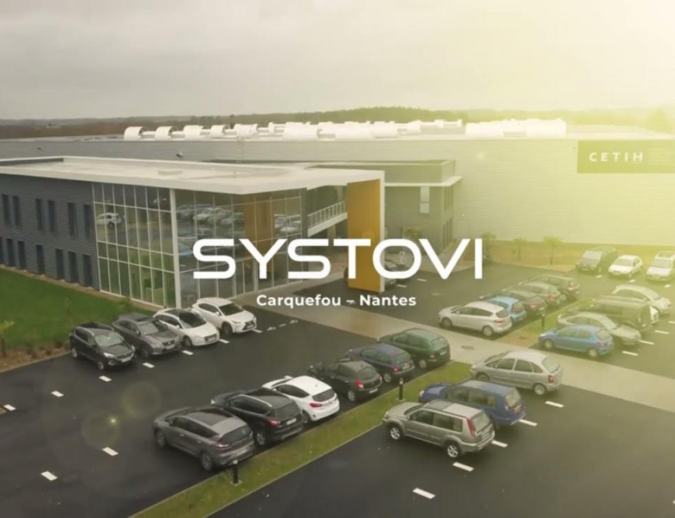 L'usine de Systovi, le fabricant français de solutions solaires, à Carquefou (44). © Systovi