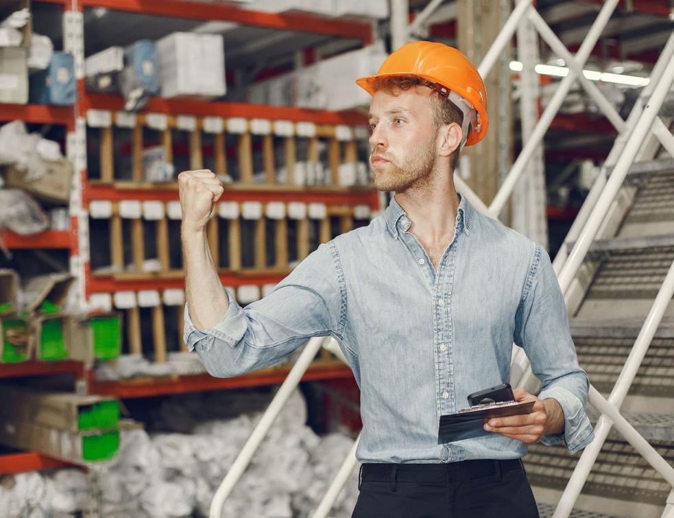 Bien chiffrer son chantier dans le bâtiment avec Artiprix. © Freepik