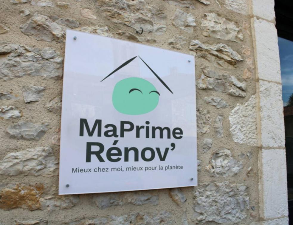 MaPrimeRénov' rouvrira le 30 septembre pour les rénovations globales. © CURIOS / stock.adobe.com