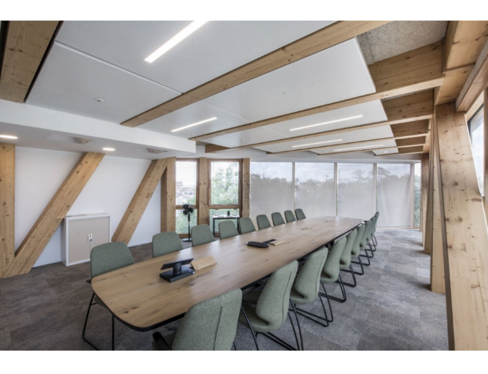 Salle de réunion du siège de l’Office National des Forêts à Maisons-Alfort (94). © JC Ballot / QLIMATE