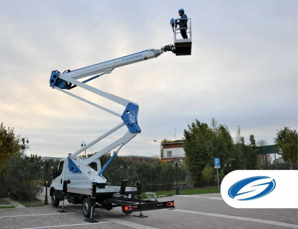 Camion nacelle Socage