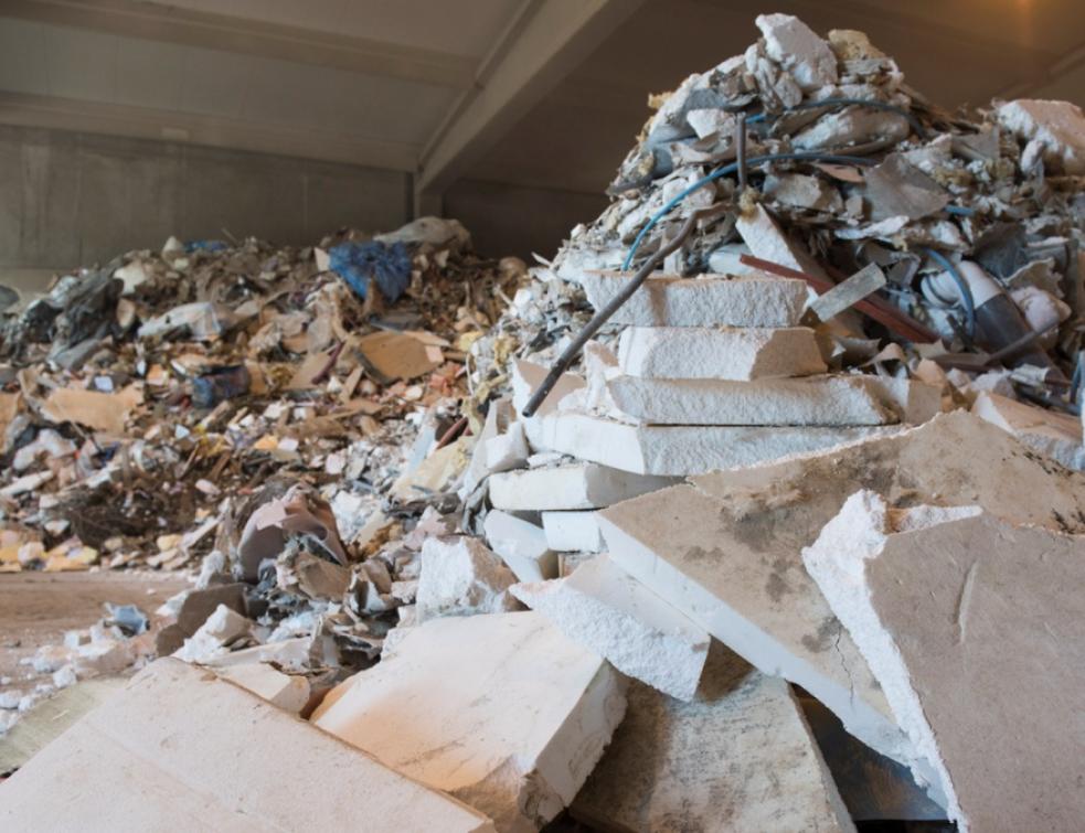 REP PMCB : l’État réforme le recyclage du bâtiment. © FFB