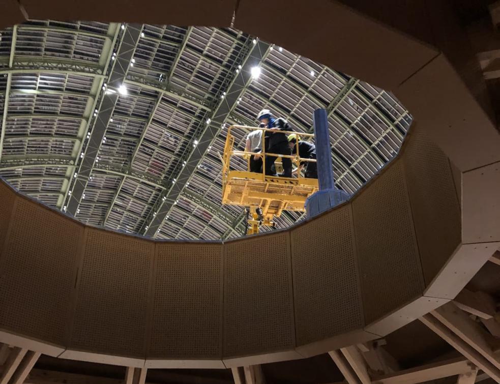 Le montage du Forum International Bois Construction au Grand Palais. © JT