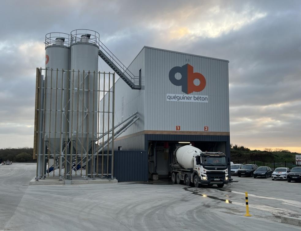Le Groupe Quéguiner inaugure une centrale BPE à Guipavas. © Quéguiner