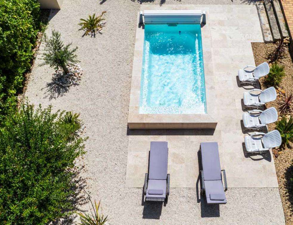 Le boom des mini-piscines : ces bassins de 10 m² qui changent les jardins. © Espace jardins 30