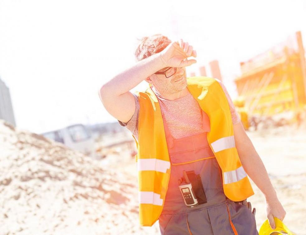 Canicule : Farandou défend les entreprises du BTP face aux critiques. © Magnific